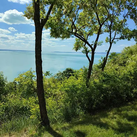 Akarattya Endless Summer Woodhouse Balatonakarattya